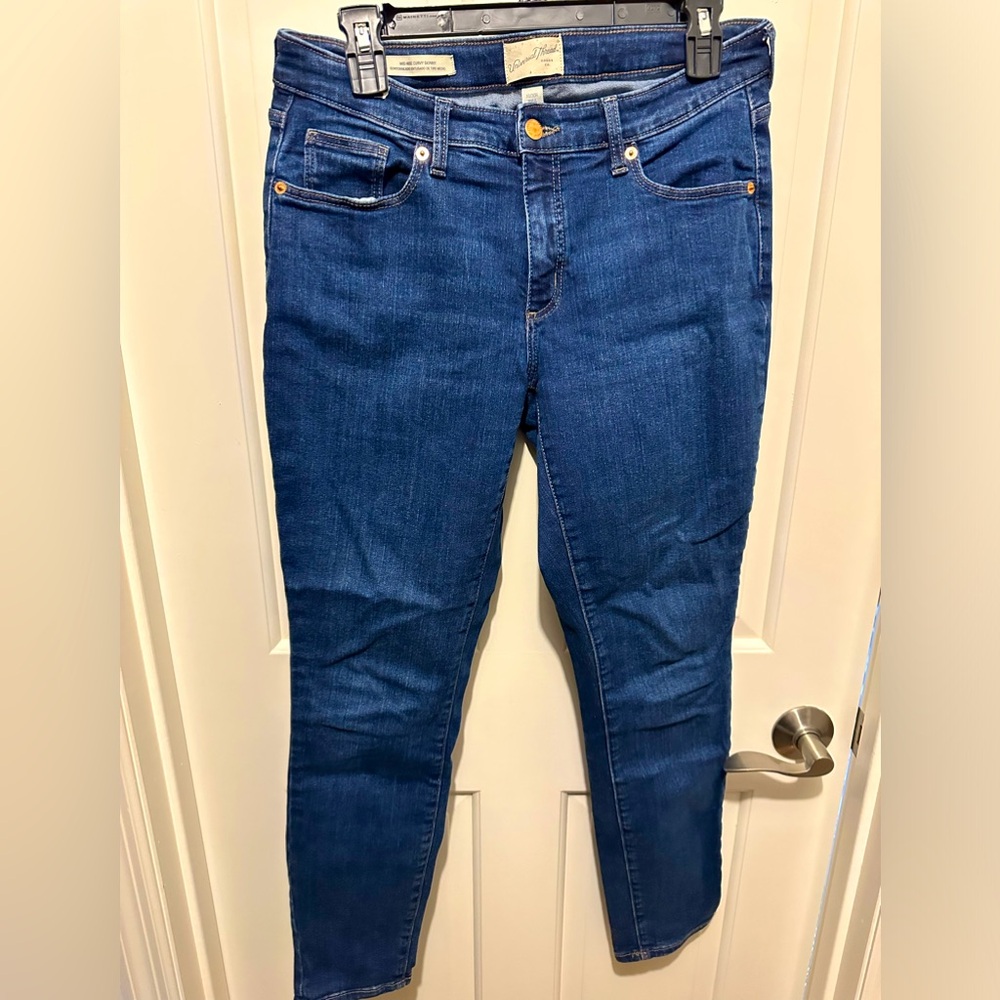 Universal Thread mid-rise curvy skinny jeans